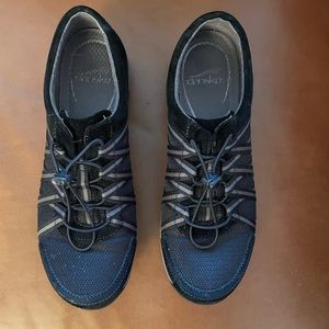Dansko shoe